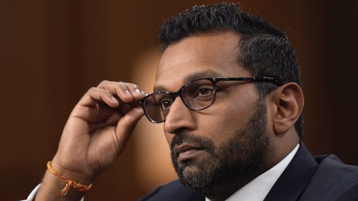FBI director Patel uncovers Russiagate ‘burn bags’ in heroic effort to distract from Epstein scandal