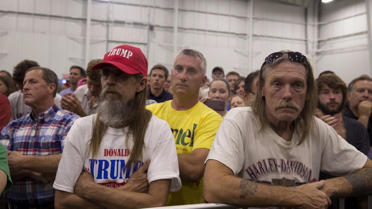 New Republican polling suggests Republican love affair with Trump slipping