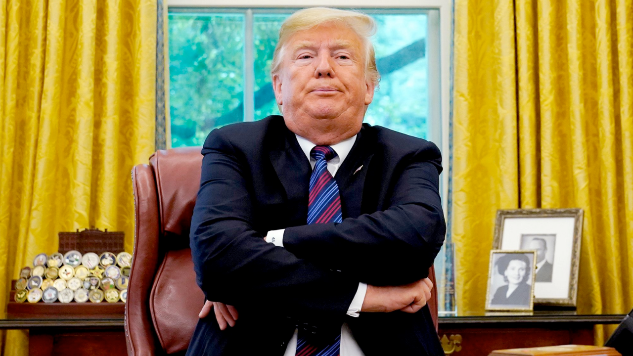President Trump once again mistakes elementary-level dementia screening for 'very hard' IQ test while challenging women 40 years younger to identify a giraffe