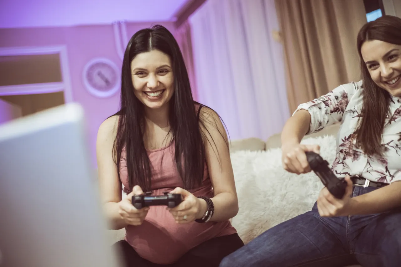 Report: nation's young adults destroying video game industry by being broke