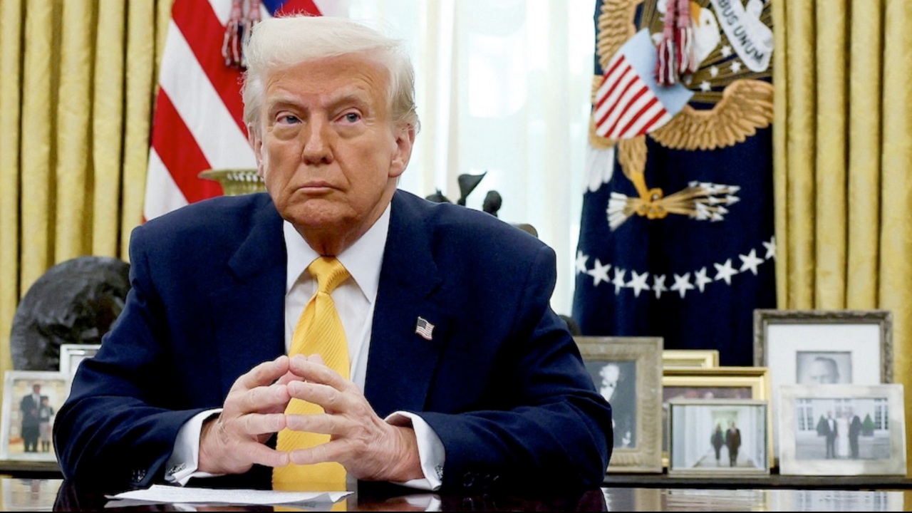 Trump blames sitting president for government shutdown: 'Presidential leadership weak' says Trump