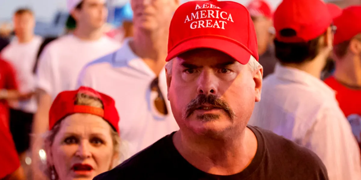 Trump boldly implies that only dumb people like him