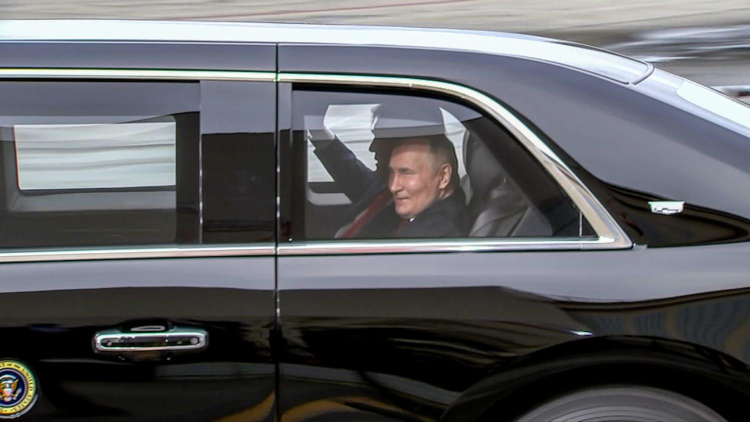 Trump honors war-criminal Putin like beloved ally while blaming Obama for Russia interference