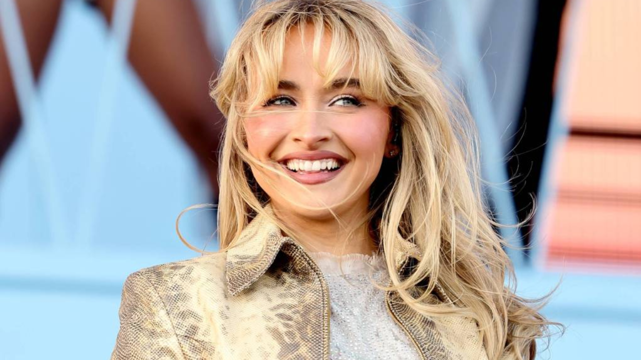 White House frantically deletes controversial ICE video after Sabrina Carpenter hurts their feelings with harsh words